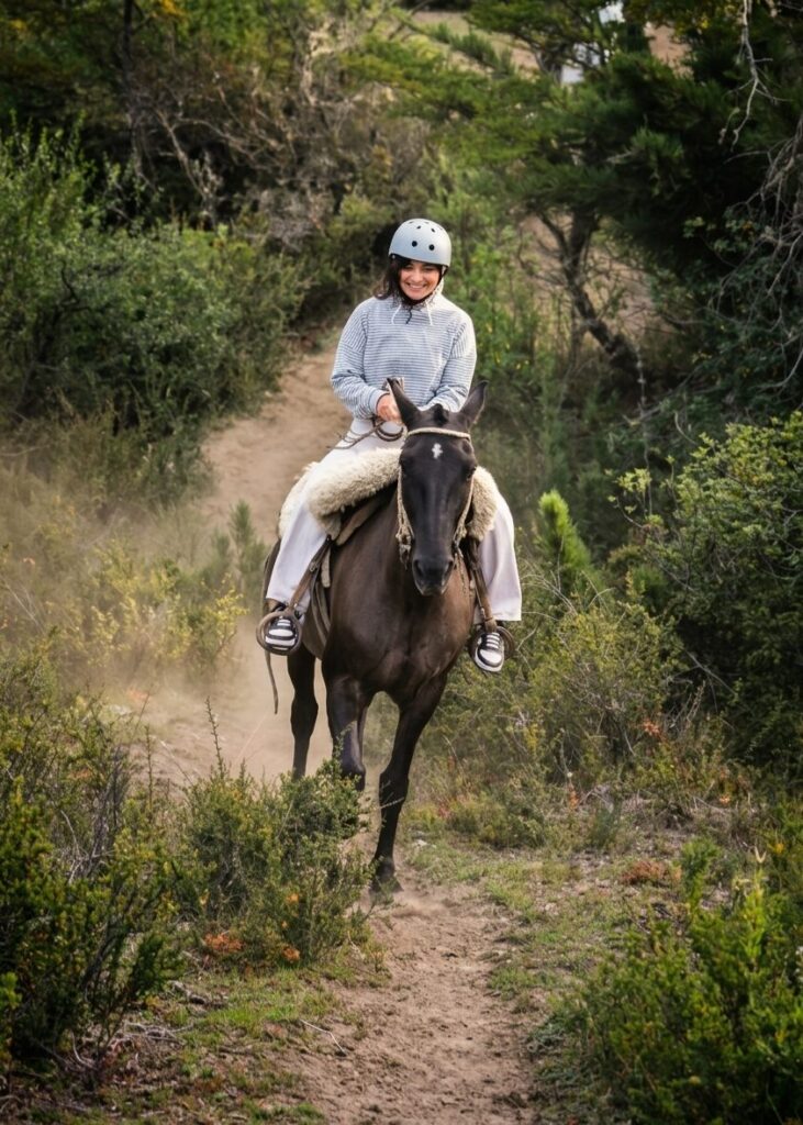 Cabalgata en lago Villarino Filuko Patagonia